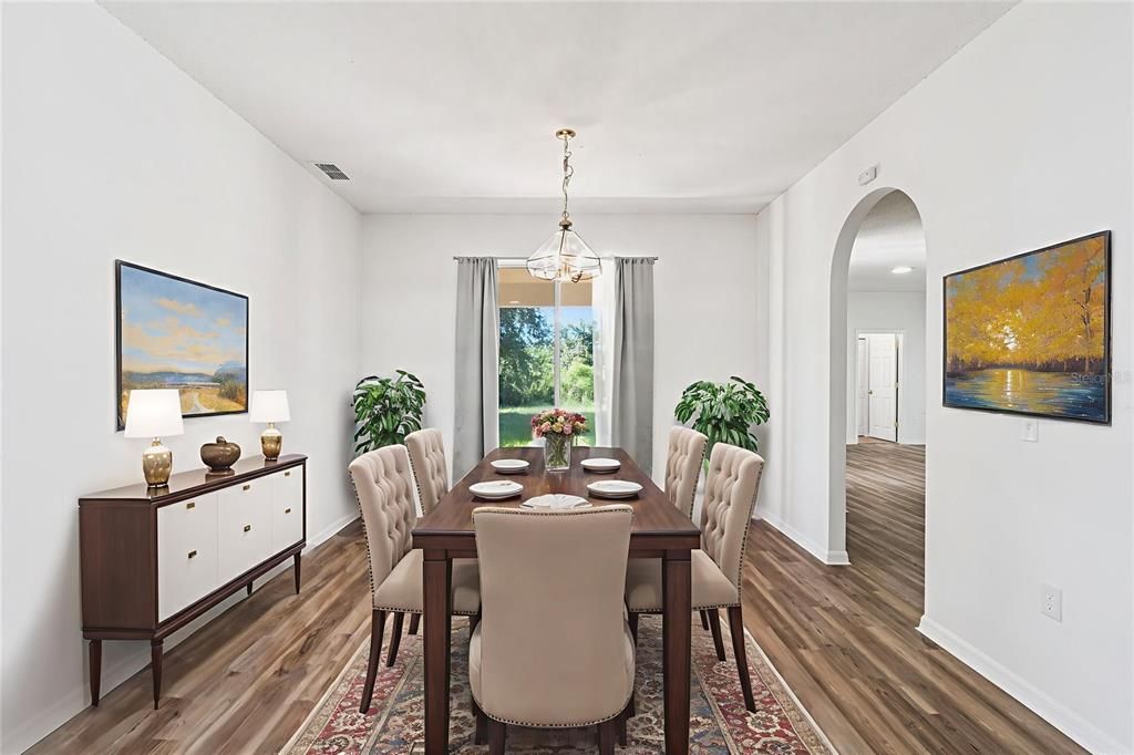 For Sale: $315,000 (4 beds, 2 baths, 1731 Square Feet)