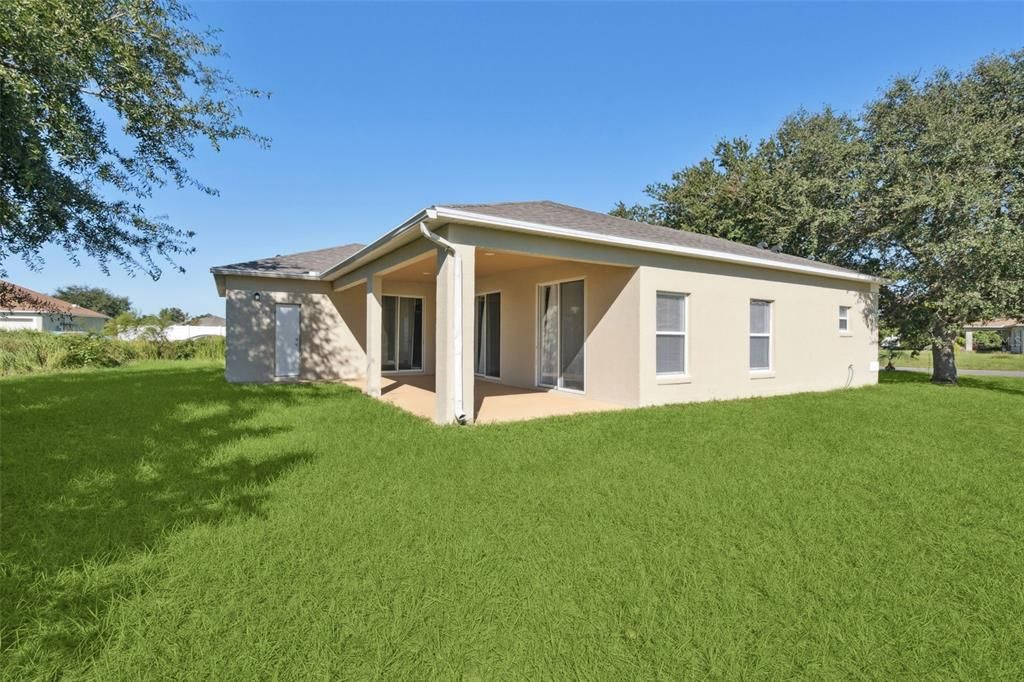 For Sale: $315,000 (4 beds, 2 baths, 1731 Square Feet)