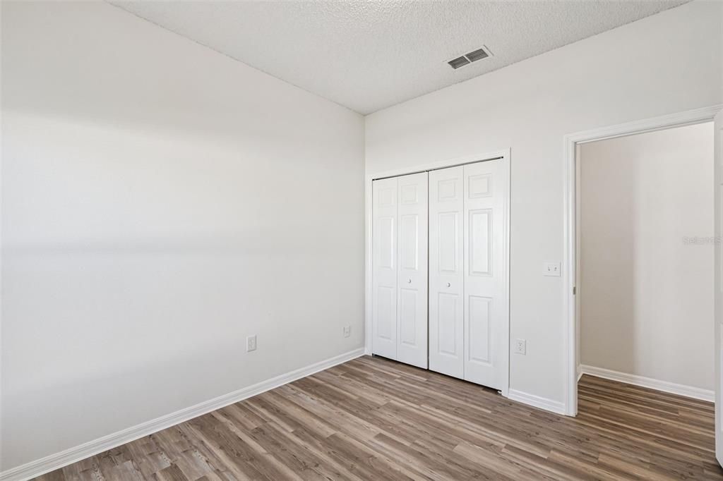 For Sale: $315,000 (4 beds, 2 baths, 1731 Square Feet)