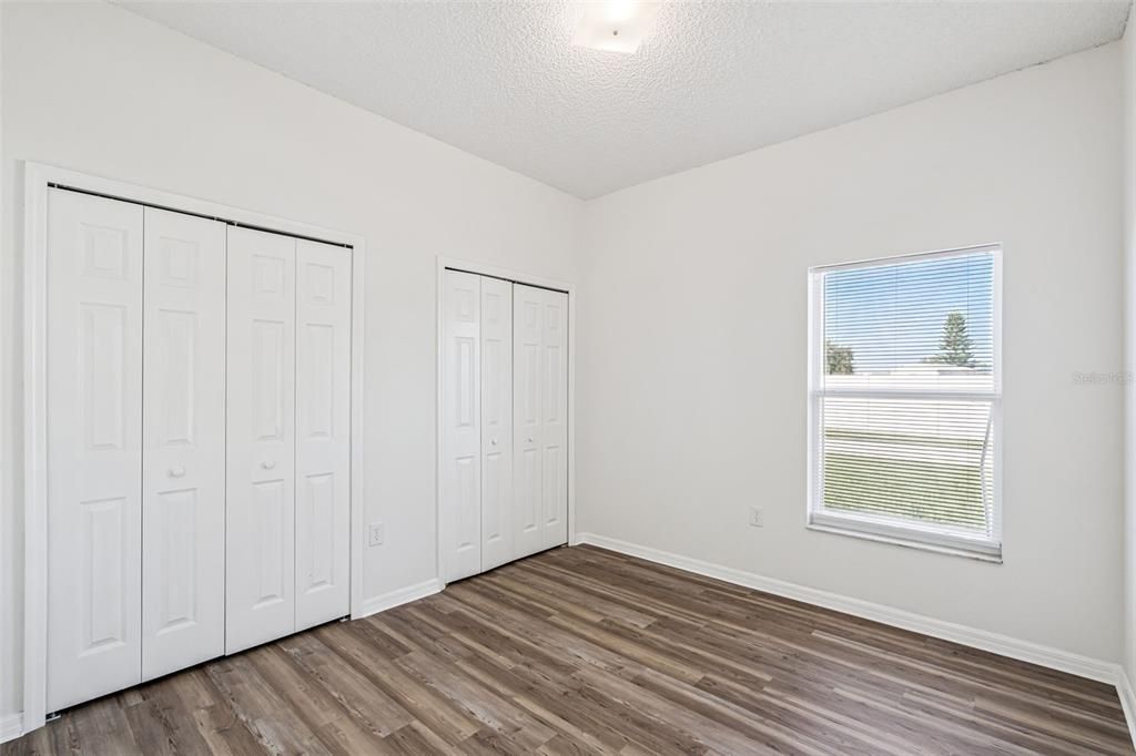 For Sale: $315,000 (4 beds, 2 baths, 1731 Square Feet)