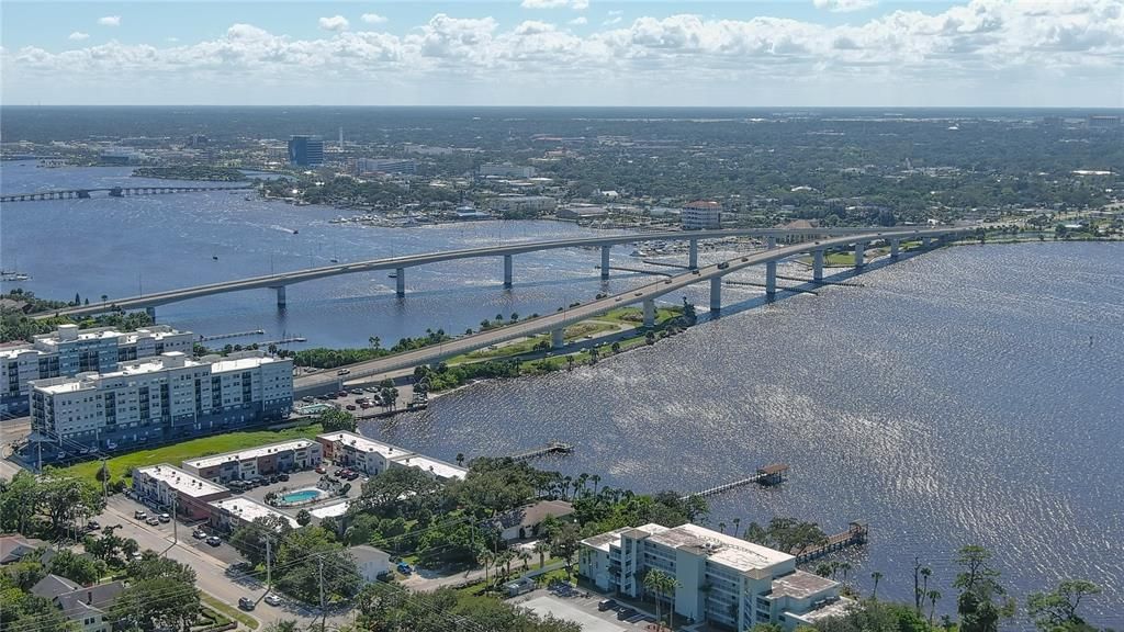 待售: $229,000 (2 贝兹, 1 浴室, 1320 平方英尺)