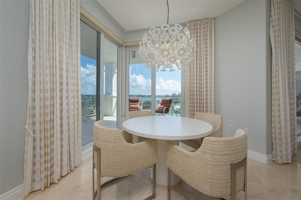 待售: $2,450,000 (3 贝兹, 3 浴室, 3242 平方英尺)