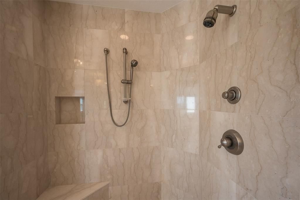 待售: $2,450,000 (3 贝兹, 3 浴室, 3242 平方英尺)