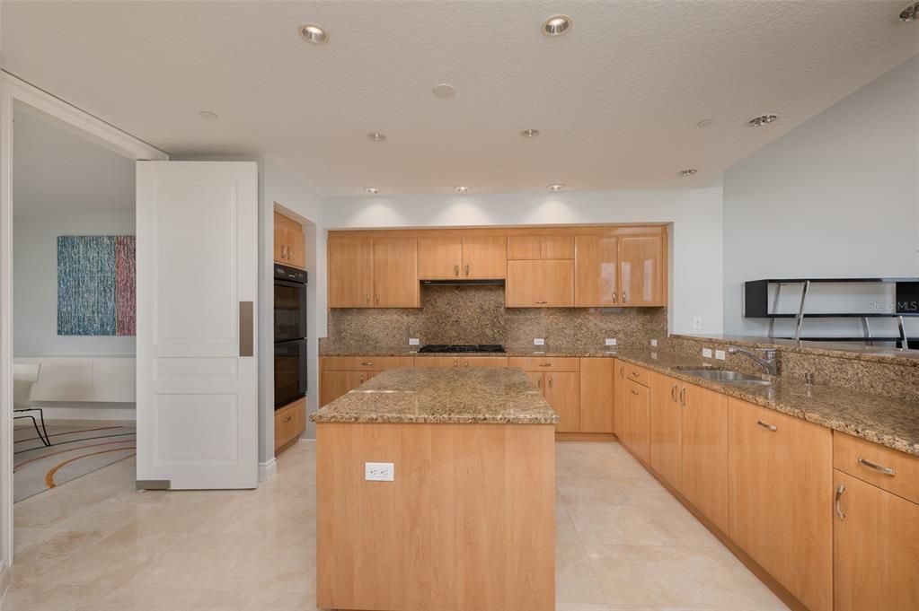 待售: $2,450,000 (3 贝兹, 3 浴室, 3242 平方英尺)