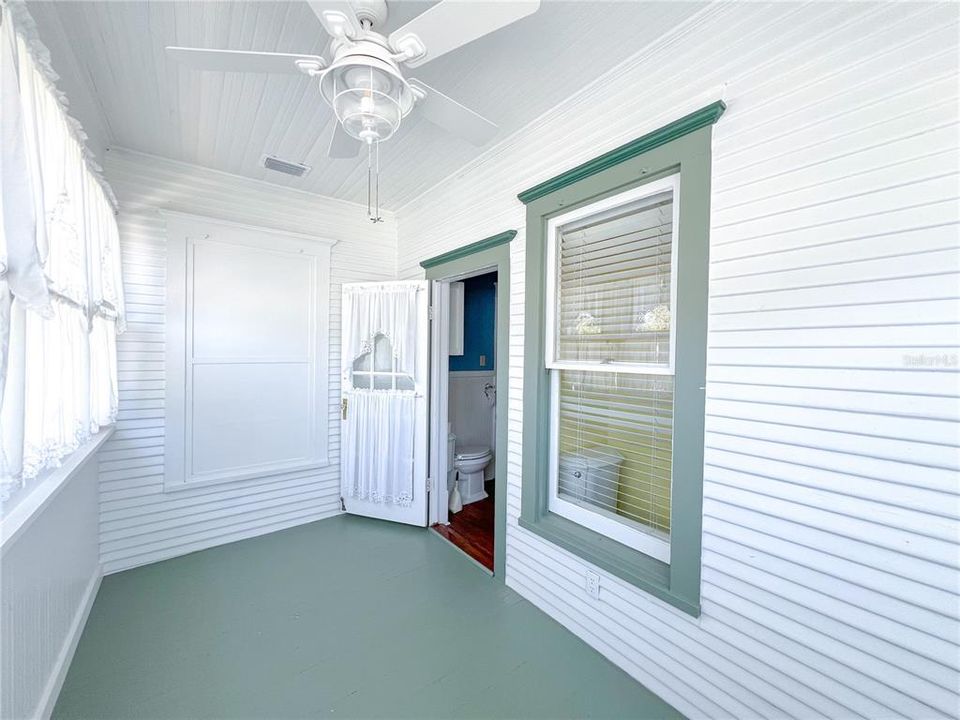 For Sale: $832,000 (4 beds, 2 baths, 2404 Square Feet)