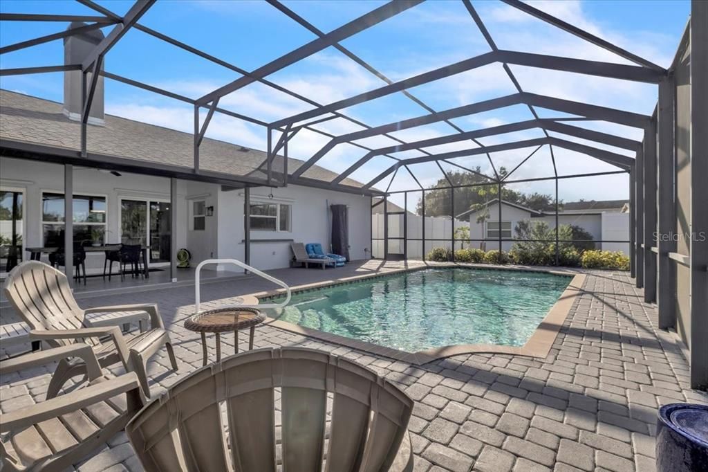 En Venta: $999,900 (6 camas, 5 baños, 3963 Pies cuadrados)