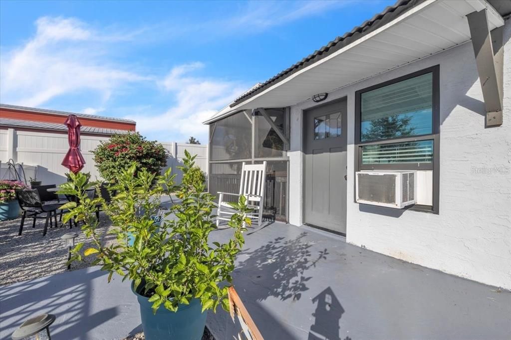 En Venta: $999,900 (6 camas, 5 baños, 3963 Pies cuadrados)