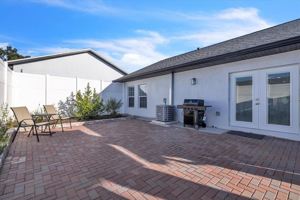 En Venta: $999,900 (6 camas, 5 baños, 3963 Pies cuadrados)