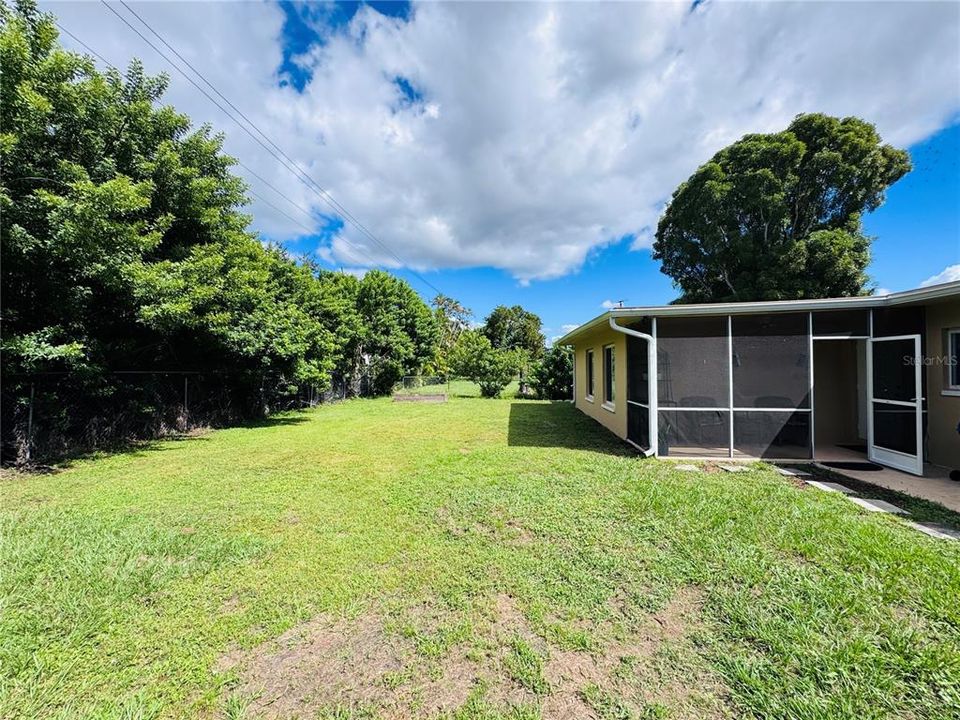 For Sale: $399,000 (3 beds, 2 baths, 1811 Square Feet)