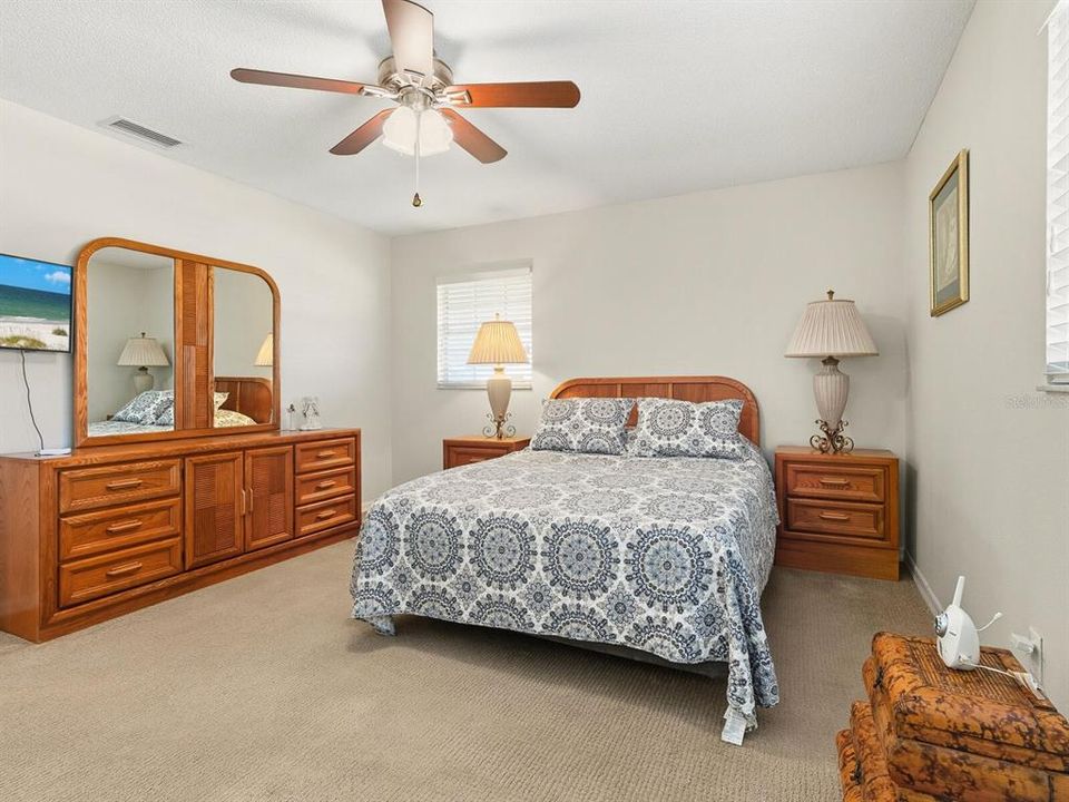 Active With Contract: $399,000 (3 beds, 2 baths, 1574 Square Feet)