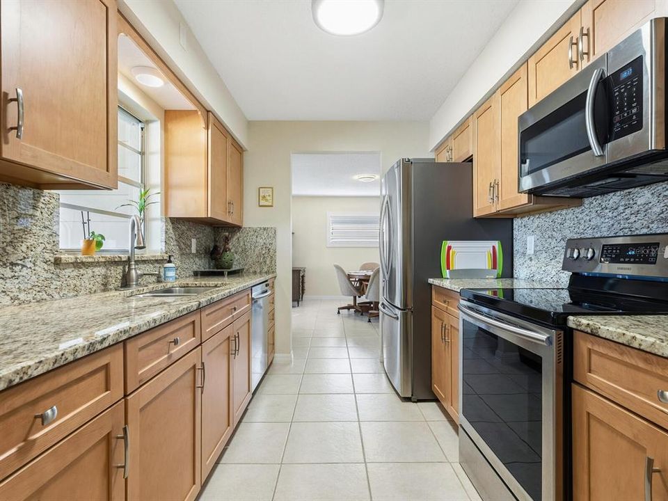 Active With Contract: $399,000 (3 beds, 2 baths, 1574 Square Feet)