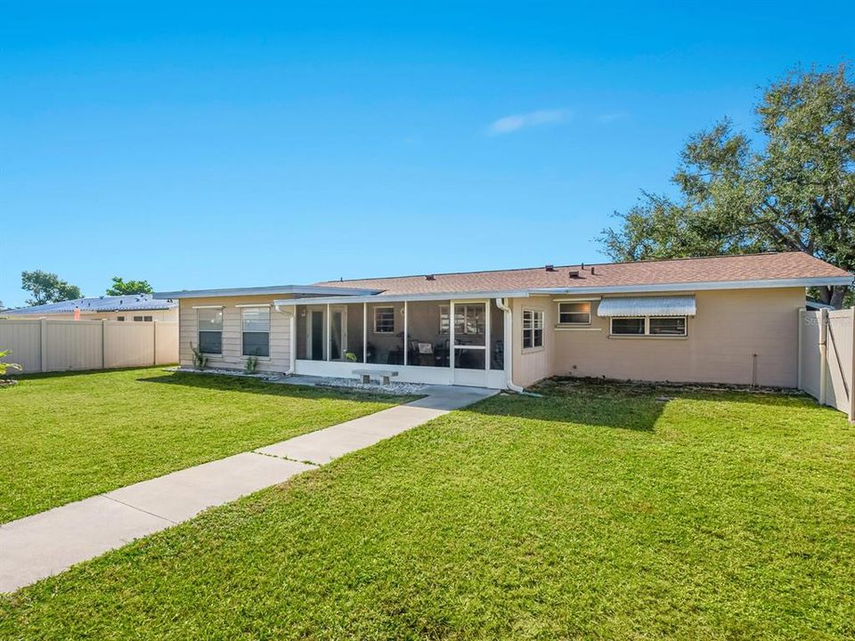 Active With Contract: $399,000 (3 beds, 2 baths, 1574 Square Feet)