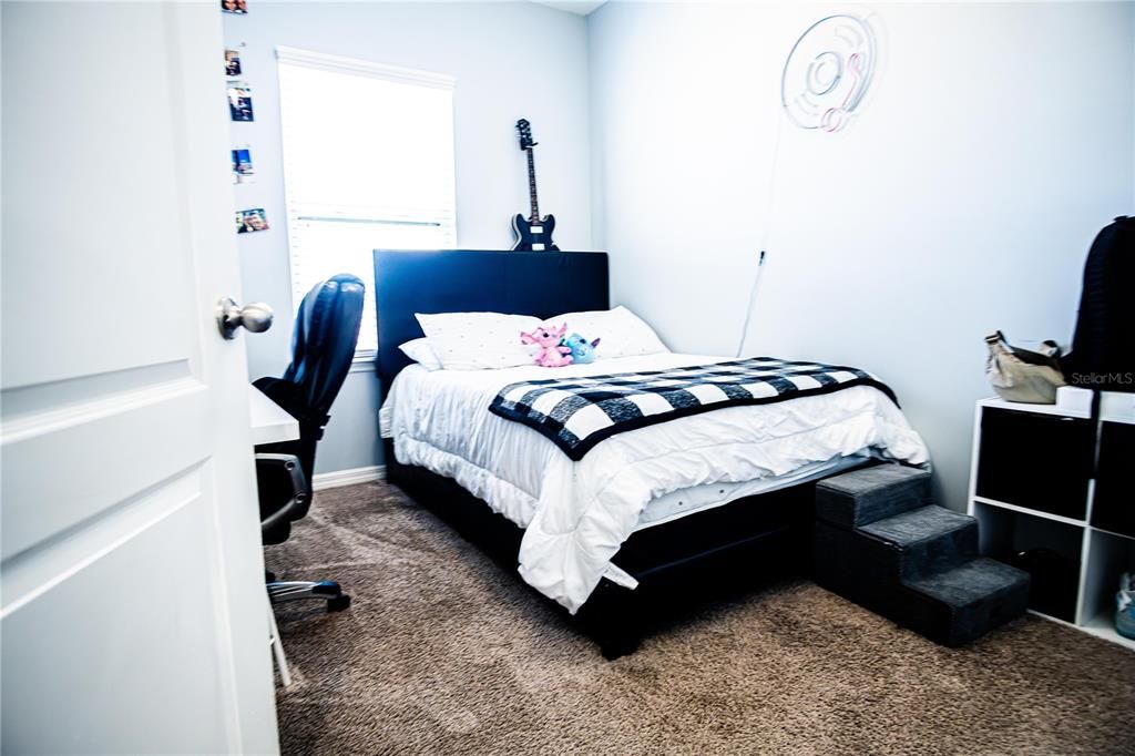 待售: $428,000 (3 贝兹, 2 浴室, 1584 平方英尺)