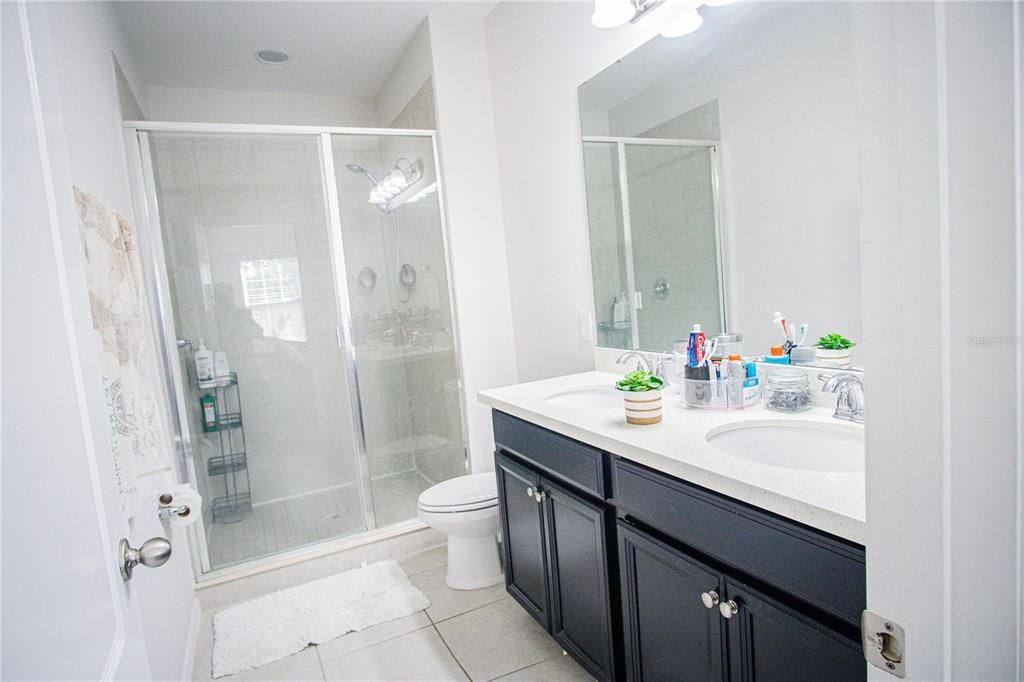 待售: $428,000 (3 贝兹, 2 浴室, 1584 平方英尺)