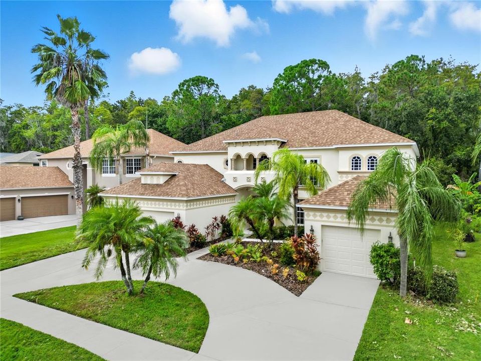 For Rent: $4,400 (6 beds, 4 baths, 4319 Square Feet)