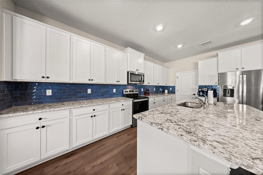 For Sale: $475,000 (4 beds, 3 baths, 3345 Square Feet)