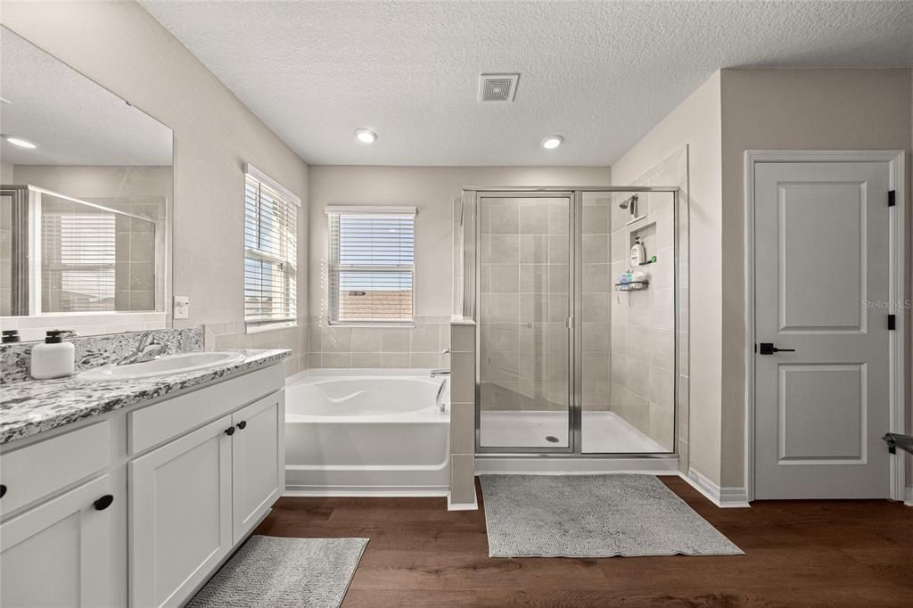 For Sale: $475,000 (4 beds, 3 baths, 3345 Square Feet)