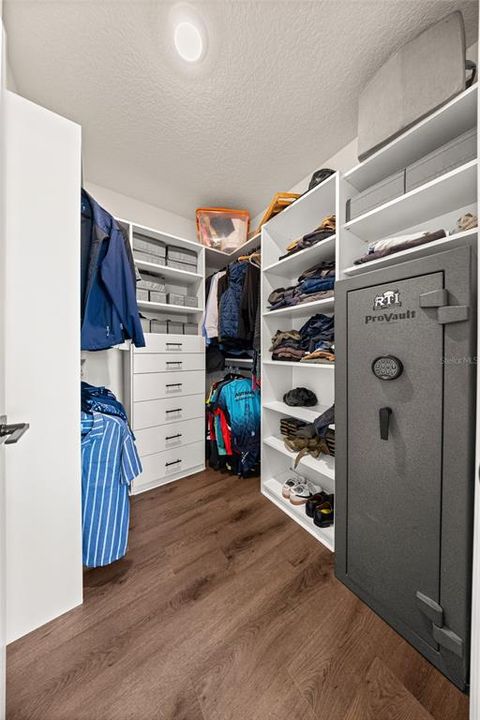 For Sale: $475,000 (4 beds, 3 baths, 3345 Square Feet)