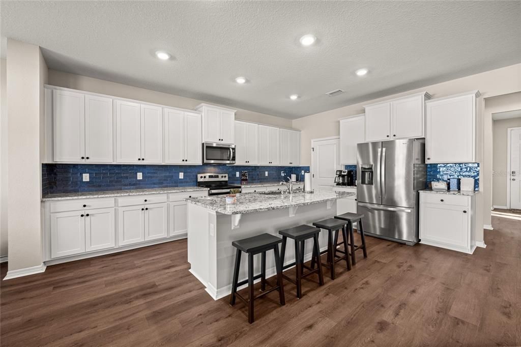 For Sale: $475,000 (4 beds, 3 baths, 3345 Square Feet)