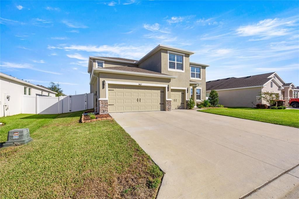 For Sale: $475,000 (4 beds, 3 baths, 3345 Square Feet)