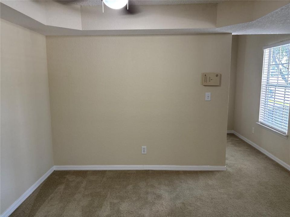 Active With Contract: $1,550 (1 beds, 1 baths, 1178 Square Feet)