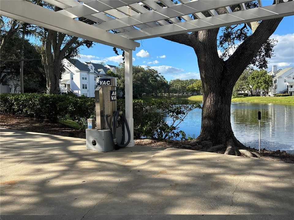 Active With Contract: $1,550 (1 beds, 1 baths, 1178 Square Feet)