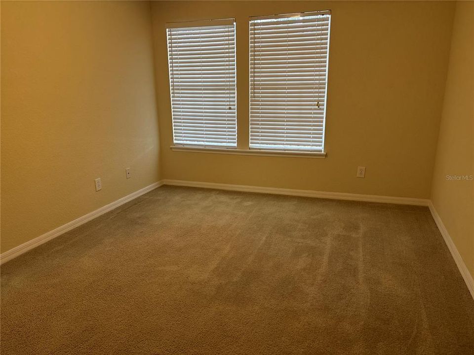 Active With Contract: $1,550 (1 beds, 1 baths, 1178 Square Feet)