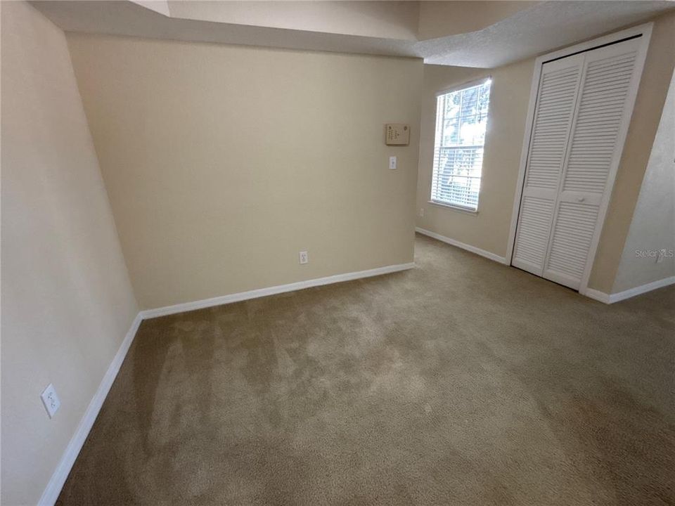 Active With Contract: $1,550 (1 beds, 1 baths, 1178 Square Feet)