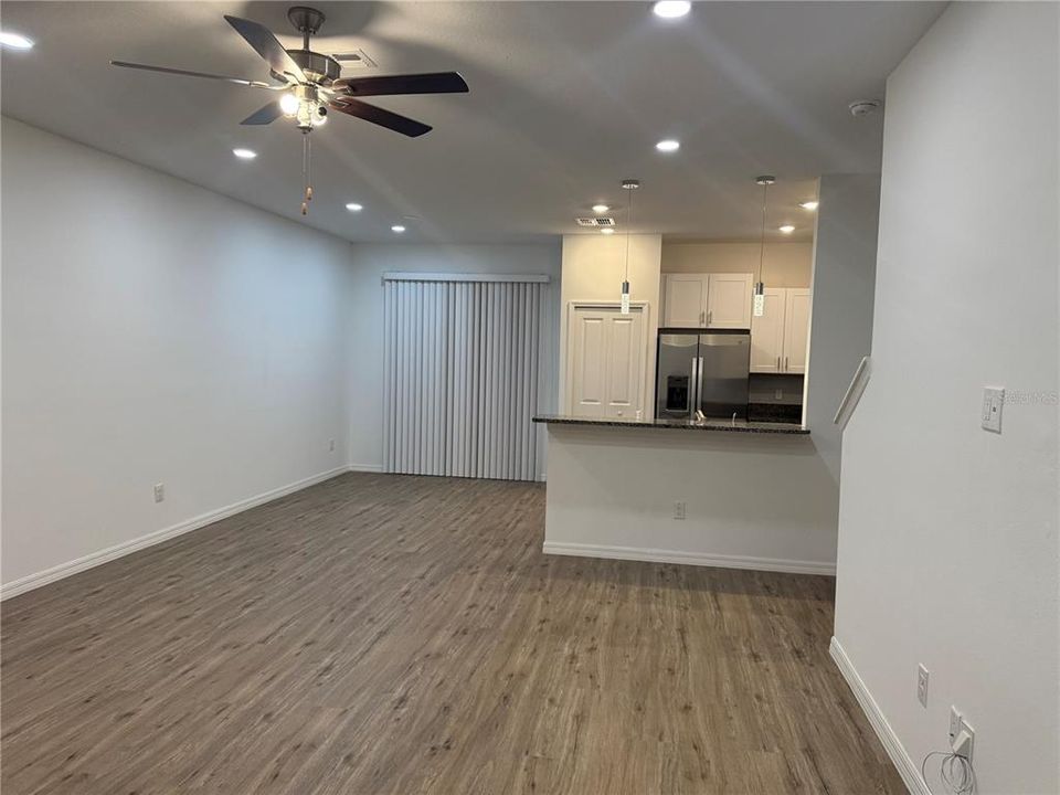 В аренду: $2,250 (3 спален, 2 ванн, 1666 Квадратных фут)