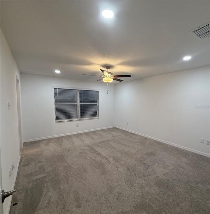 В аренду: $2,250 (3 спален, 2 ванн, 1666 Квадратных фут)