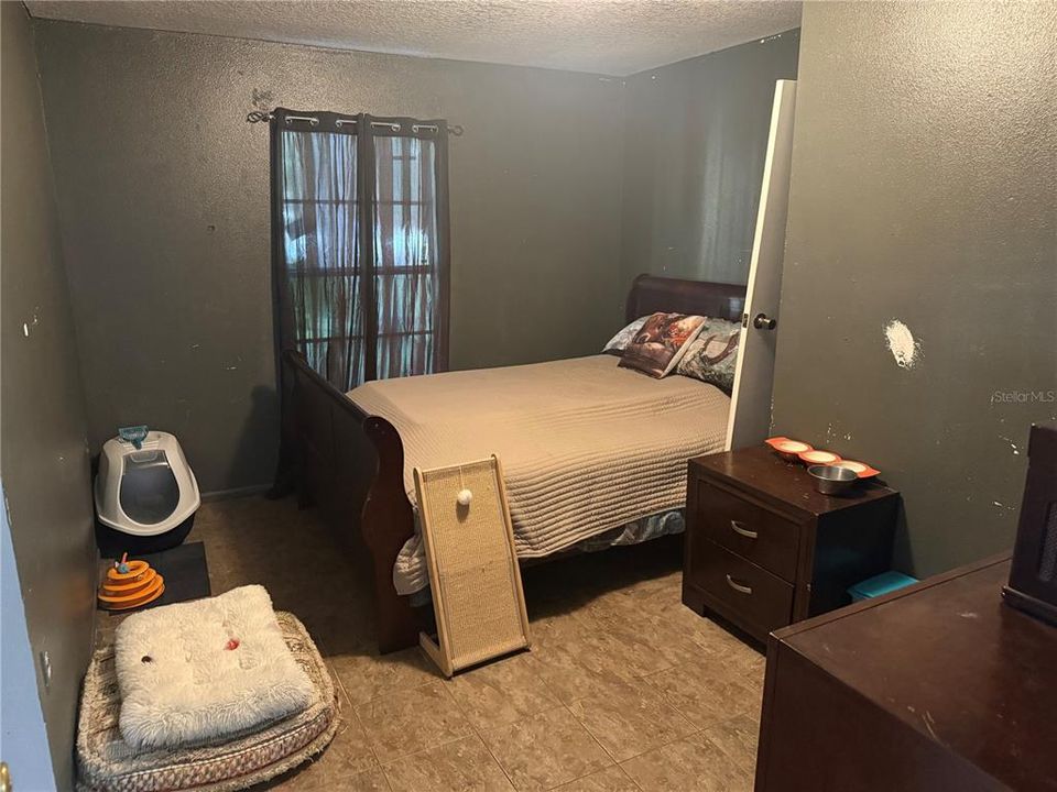 En Venta: $230,000 (3 camas, 2 baños, 1213 Pies cuadrados)