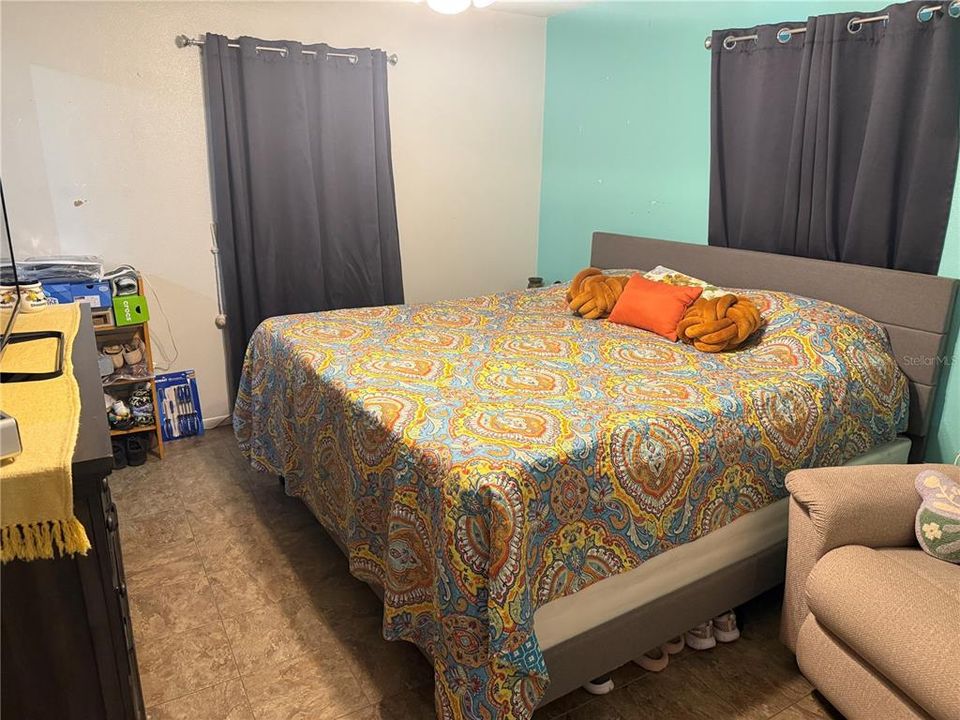 En Venta: $230,000 (3 camas, 2 baños, 1213 Pies cuadrados)