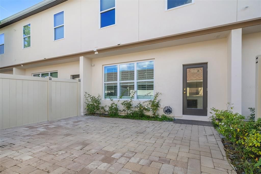 待售: $423,000 (3 贝兹, 2 浴室, 1588 平方英尺)