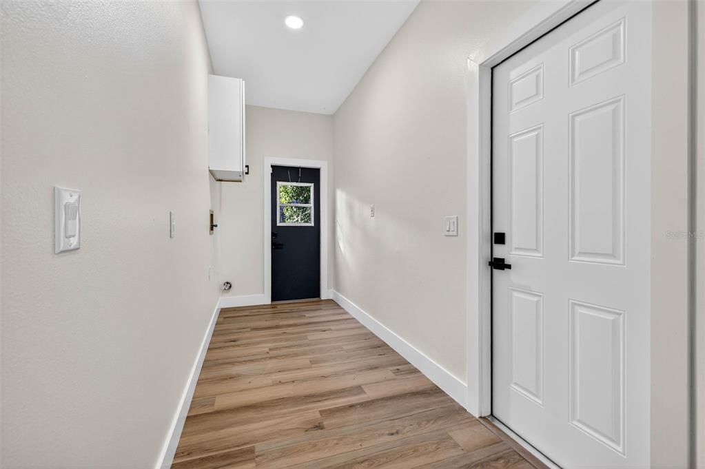 Active With Contract: $499,000 (3 beds, 2 baths, 1802 Square Feet)