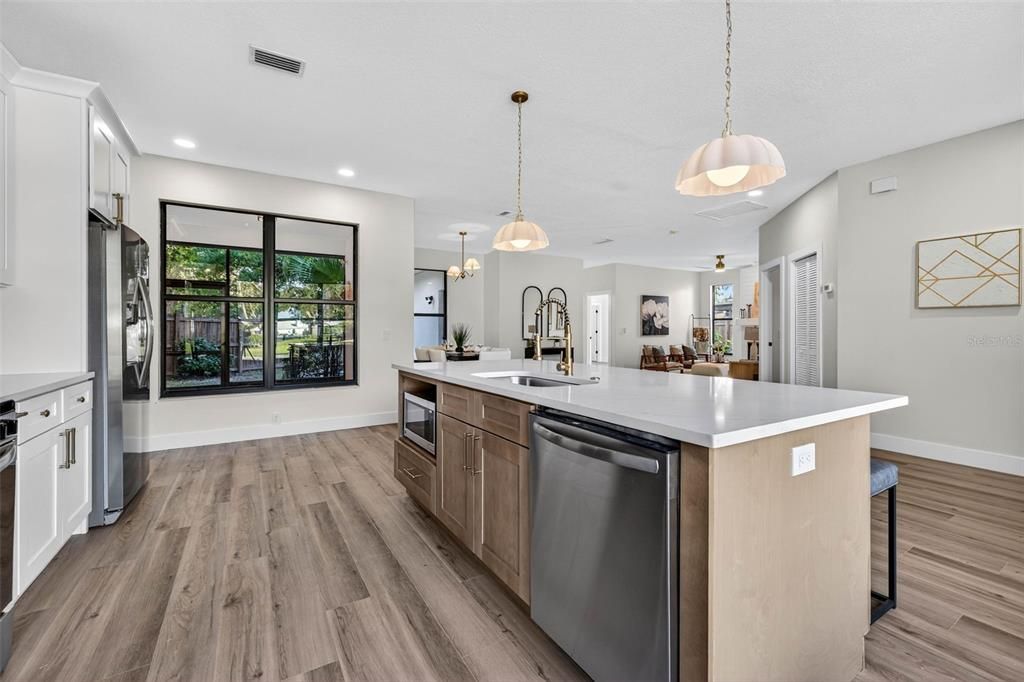 Active With Contract: $499,000 (3 beds, 2 baths, 1802 Square Feet)