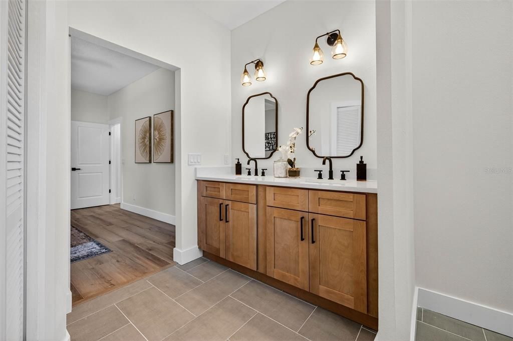 Active With Contract: $499,000 (3 beds, 2 baths, 1802 Square Feet)