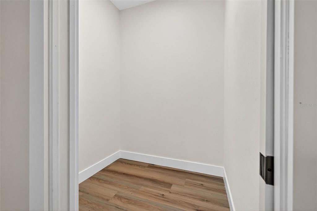 Active With Contract: $499,000 (3 beds, 2 baths, 1802 Square Feet)