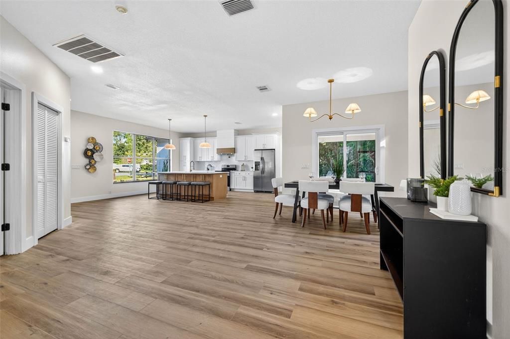 Active With Contract: $499,000 (3 beds, 2 baths, 1802 Square Feet)