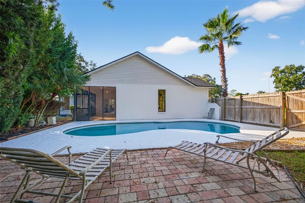 Active With Contract: $499,000 (3 beds, 2 baths, 1802 Square Feet)