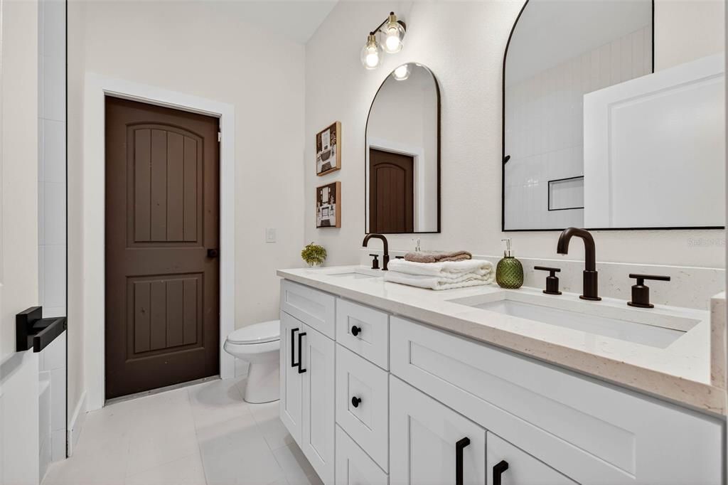 Active With Contract: $499,000 (3 beds, 2 baths, 1802 Square Feet)