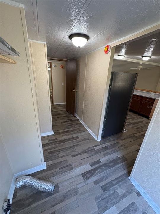 Active With Contract: $209,900 (3 beds, 2 baths, 1248 Square Feet)