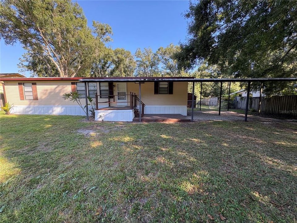 Active With Contract: $209,900 (3 beds, 2 baths, 1248 Square Feet)