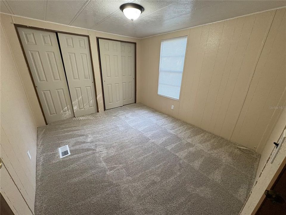 Active With Contract: $209,900 (3 beds, 2 baths, 1248 Square Feet)