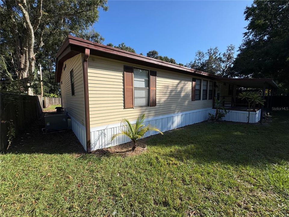 Active With Contract: $209,900 (3 beds, 2 baths, 1248 Square Feet)