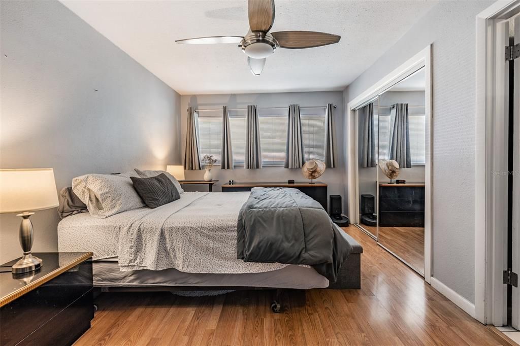 For Sale: $455,000 (3 beds, 2 baths, 1315 Square Feet)