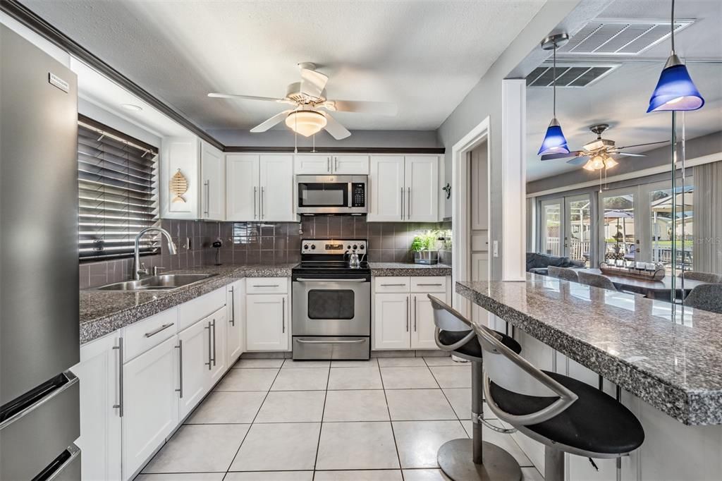 For Sale: $455,000 (3 beds, 2 baths, 1315 Square Feet)