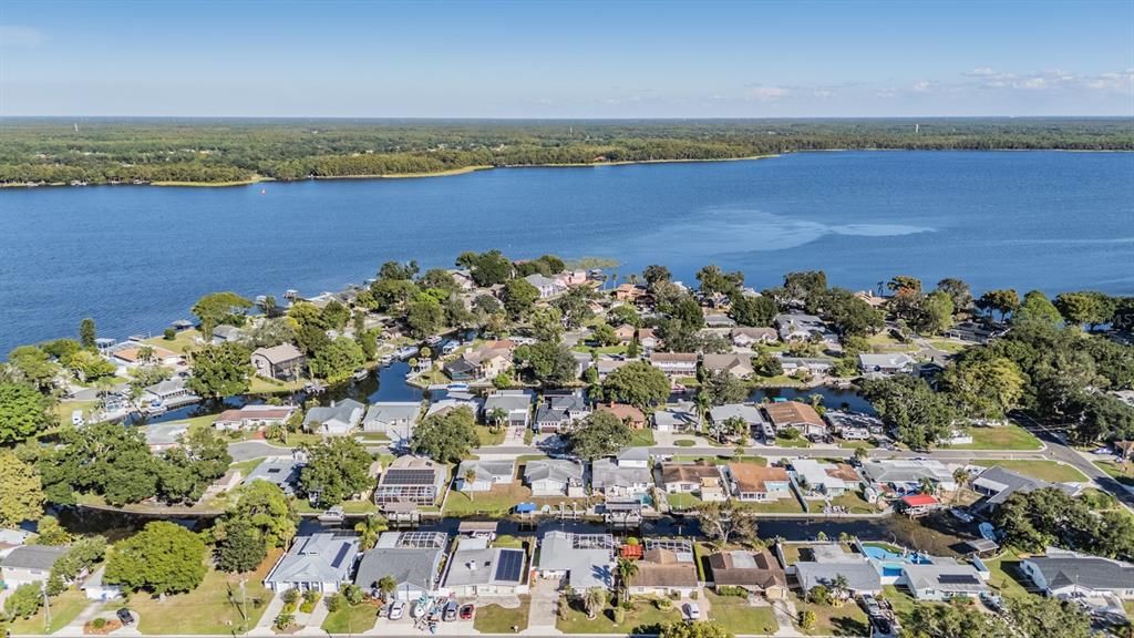 For Sale: $455,000 (3 beds, 2 baths, 1315 Square Feet)