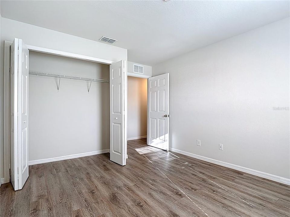 For Sale: $295,000 (4 beds, 2 baths, 1617 Square Feet)