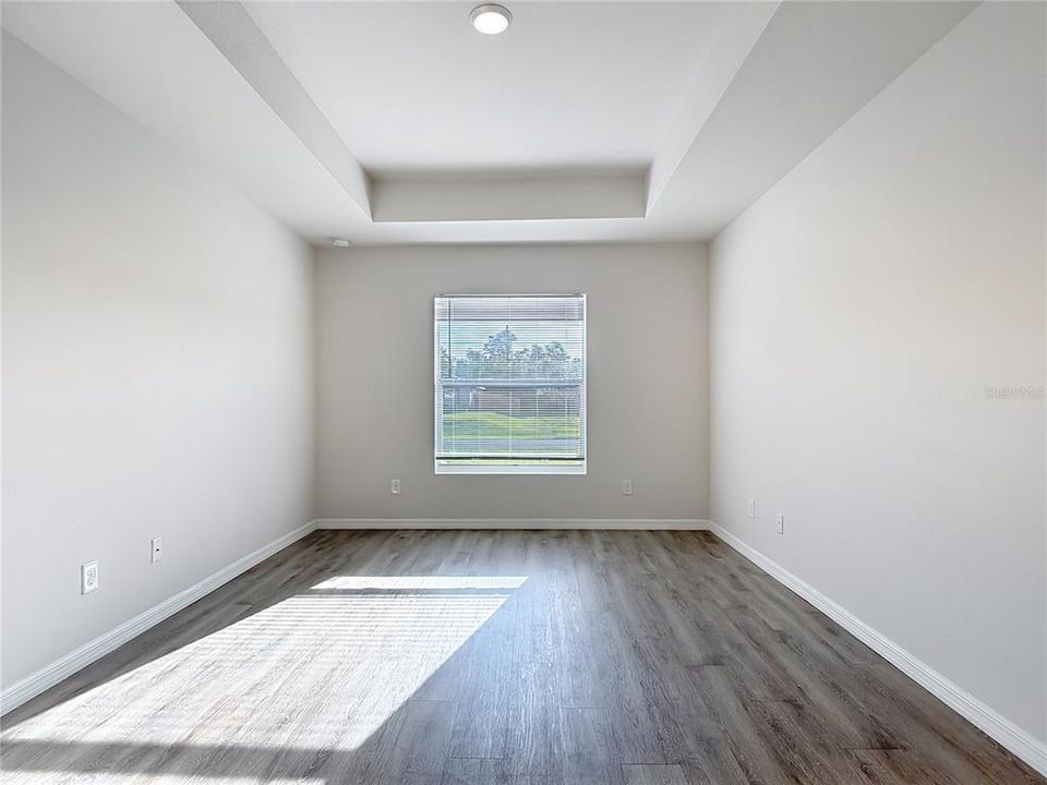 For Sale: $295,000 (4 beds, 2 baths, 1617 Square Feet)