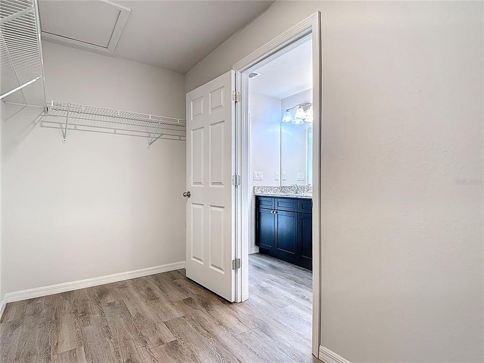 For Sale: $295,000 (4 beds, 2 baths, 1617 Square Feet)